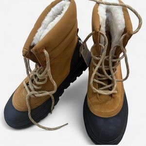 Koolaburra By UGG
Women's Deza Hybrid Boots
